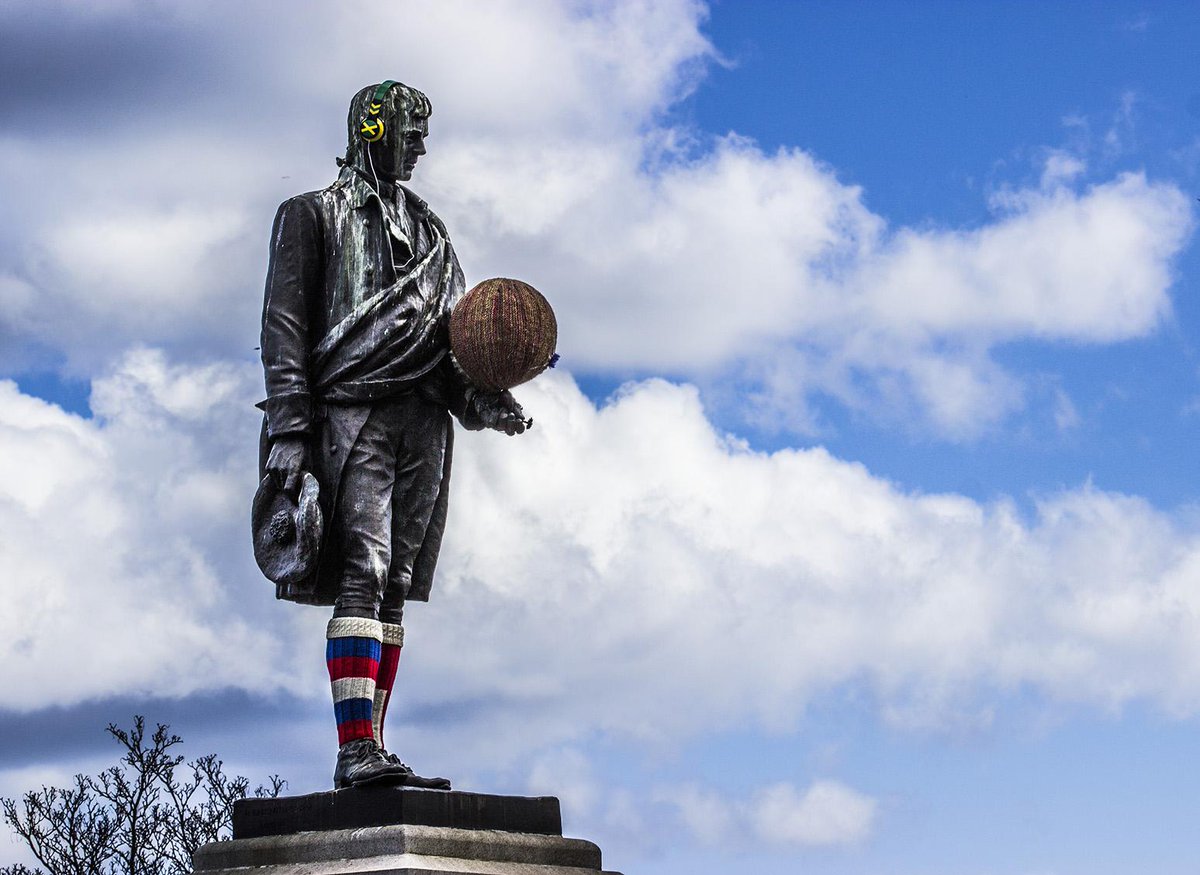 rowiecrumbs's tweet photo. Above and Beyond meets #blueskythinker @LookAgainFest in Aberdeen http://t.co/j6MPJijifp