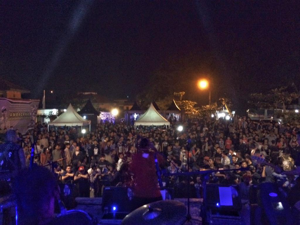 Turtles_Jr's tweet photo. Terima kasih kawan" Sukabumi yg sudah datang ke acara tadi. Kalian Semua memang juara!👍 http://t.co/x5Mk29bVyt
