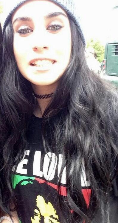 Not sure who to follow but hello I'm Lauren. New To roleplay  .help me out and Rt.