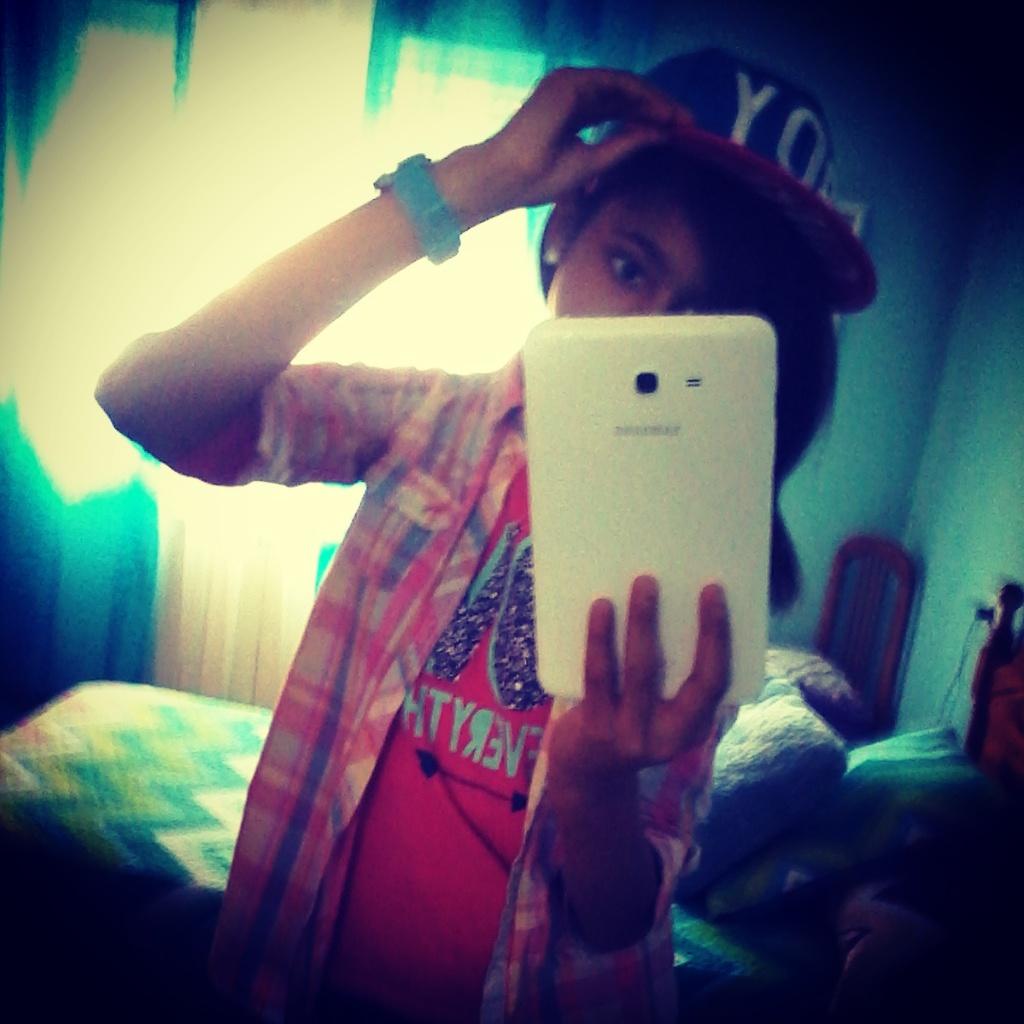LamentoLuisa's tweet photo. Happy http://t.co/VMfd0jsAN8