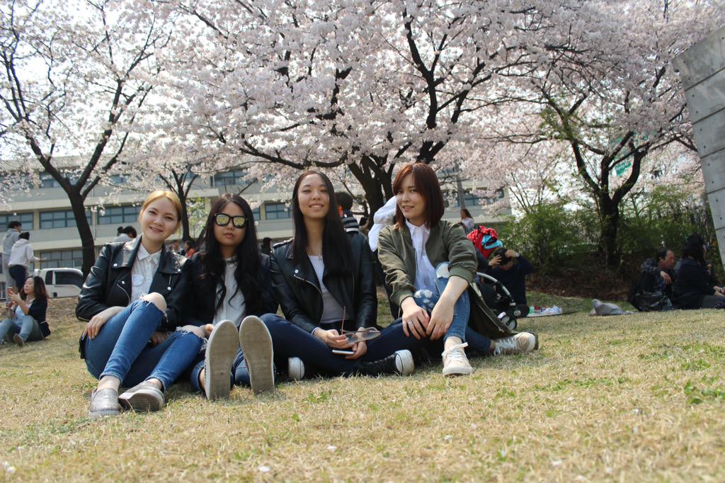 natalimlim's tweet photo. Such a good day🌸🌸🌸 http://t.co/sEgVNQkvhN