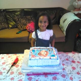 naty_collins's tweet photo. Hapy bday sage my princess http://t.co/Jss6oBkrYf