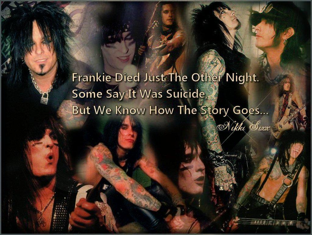 AmystikaDelgado's tweet photo. of course we all know what book this is from 😎📖 #myhero #ourhero http://t.co/leUGklU6vJ
