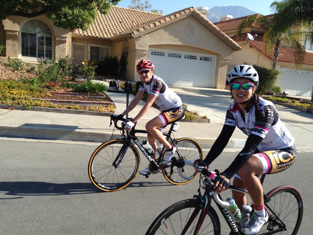 TeamIcePinnacle's tweet photo. Nice morning ride to #drinklocal coffee :-) http://t.co/8b0KgSiESE