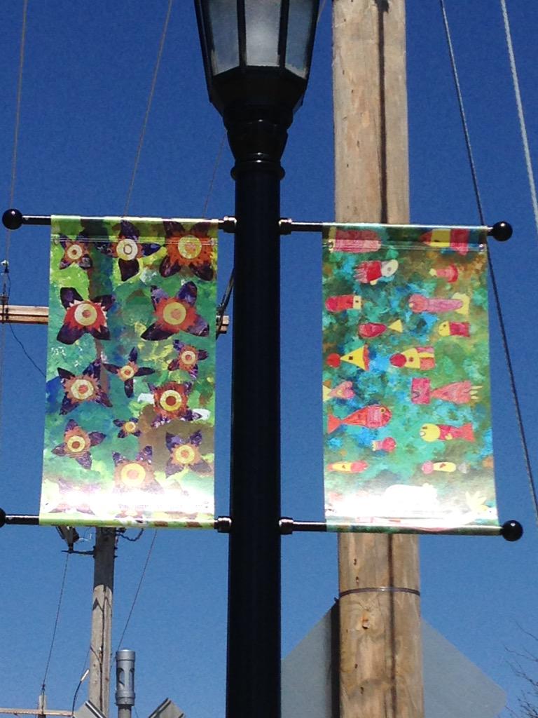 dowendo's tweet photo. Wonderful examples of @Urbana116 student artwork at the Boneyard Riverwalk. @cityofurbana @BoneyardFriends http://t.co/JbIflMh4cv