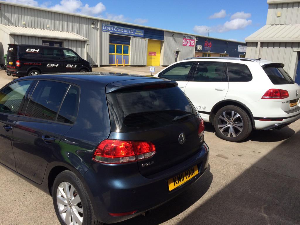 cheshirecustoms's tweet photo. Some tints from another busy Saturday today #dayofftomorrow . #quality http://t.co/jBDIBC9iPE