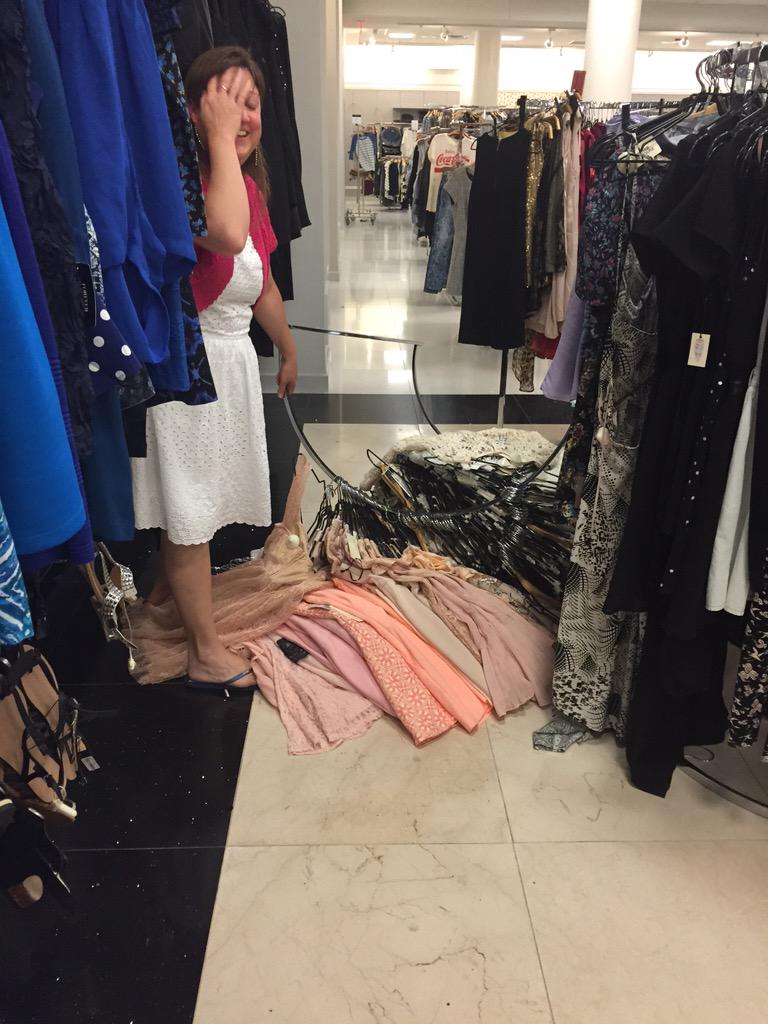 BekahBailes's tweet photo. When you take your mom shopping http://t.co/n0be5I54Ze