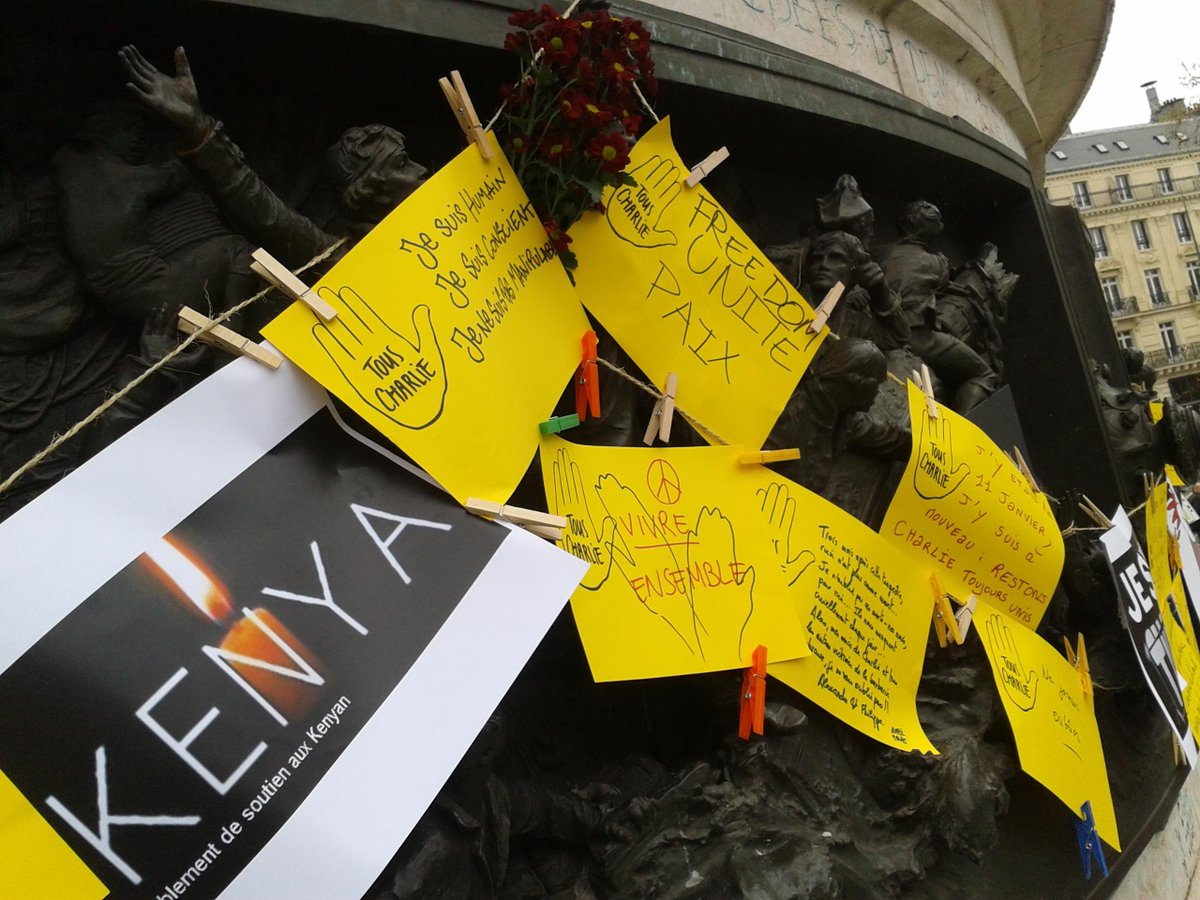 JChilowicz's tweet photo. 3 mois après on oublie pas, continue leur combat ! Restons uni contre l'extrémisme et l'intolérance ! #RallumerRepu http://t.co/9i0z0FGMAD