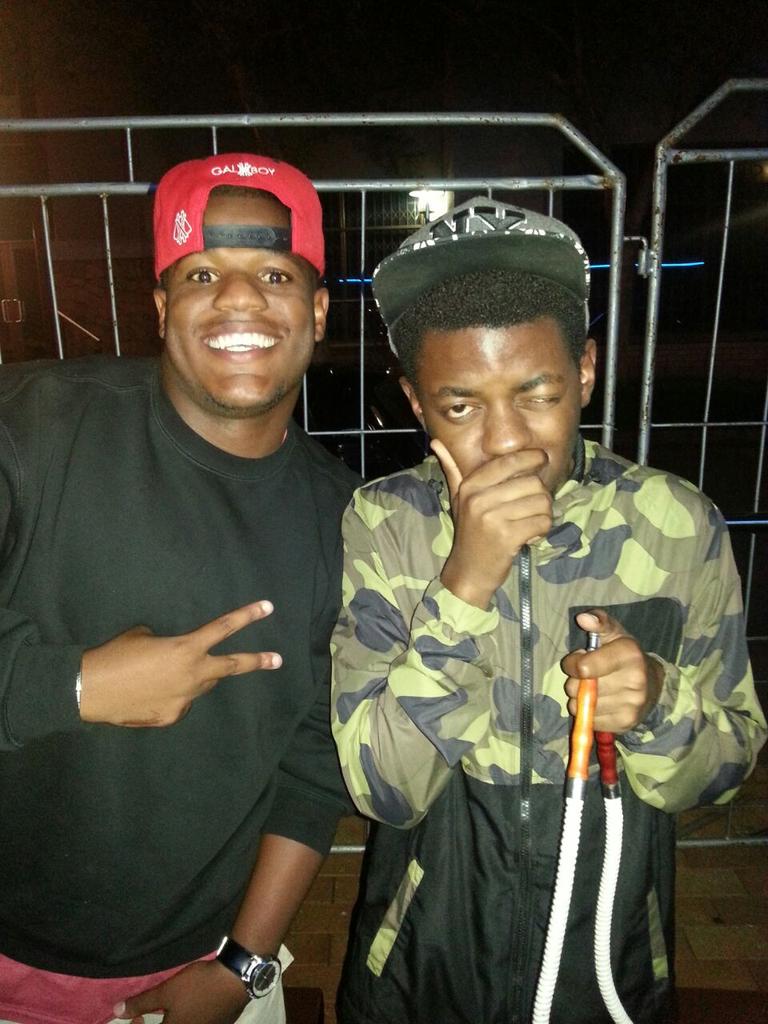 Rxndai's tweet image. Outchea with @LitoPacino  BOUT TO KILL OUR PERFORMANCES 🔑🔓 🌍 #goodbyesummerParty