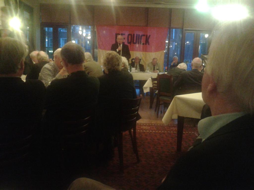 arnoud_redder's tweet photo. aanwezig op #herendiner #bq1887 #128jaar #ohhhhhhBQjijbentmijzodierbaar http://t.co/9mmQDVQhb2