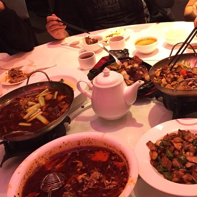 KateCZeng's tweet image. Another wave of #spicyfood at #TheRed. YumYum... ift.tt/1aj1Y7F