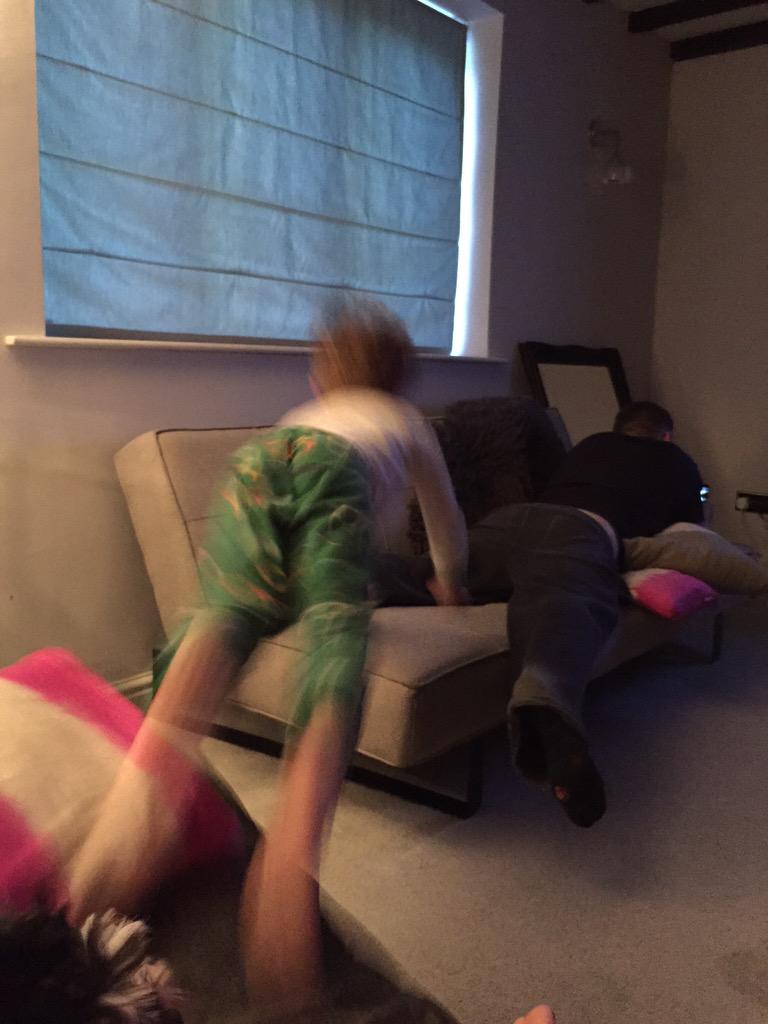 zoeisneon's tweet photo. @ITV I have no idea what you mean! #midaction #NinjaWarriorUK http://t.co/unSPlfGsPU