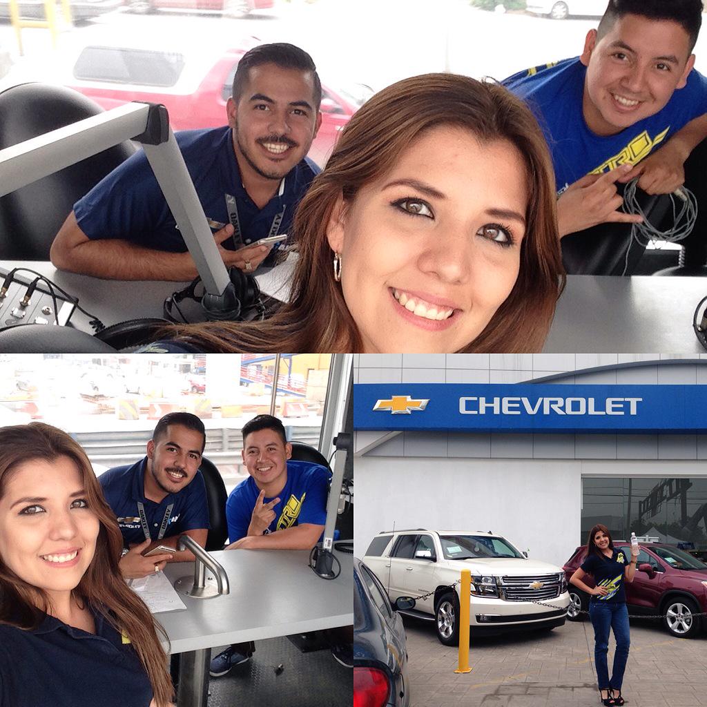 michcazares1's tweet photo. Estamos en #CaravanaCarOneChevrolet @GerardoSalazarr @cezariOchef #CabinaMovil @LAMEJORFMMTY http://t.co/jmUgIiOLF1