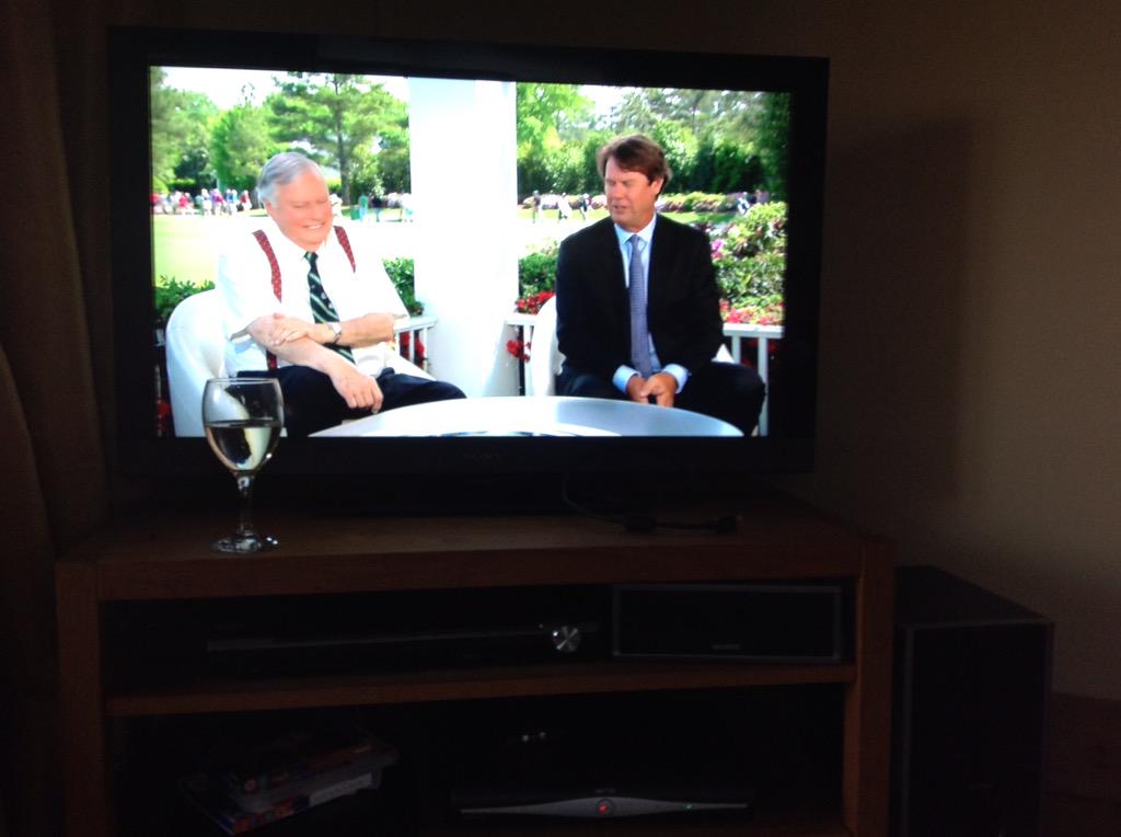 DiarmuidJF's tweet photo. @GolfMonthly love #kenonthecourse #mastersdrinking http://t.co/mAlXSga2UF