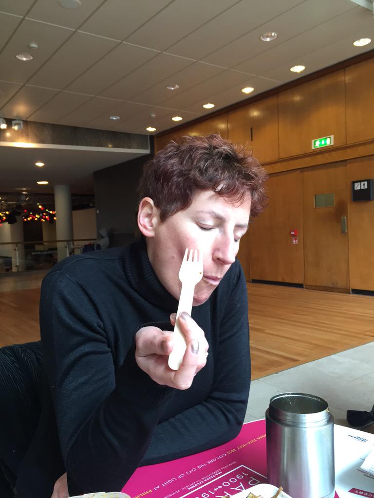 CathPrisk's tweet image. Check out my friend's face eating #beefrendang from @Makatcha_Eats bought in @SchoolyardMkt #loveJava