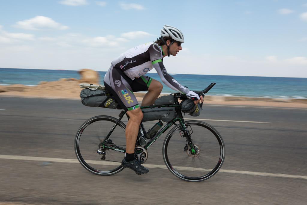 MrMarkBeaumont's tweet photo. Quick roundup of first few days of #AfricaSolo https://t.co/tvGzKQvLha http://t.co/iw19TjILxF