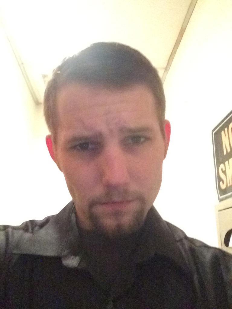 MusicalMindset's tweet image. Simply ready with my new haircut lol