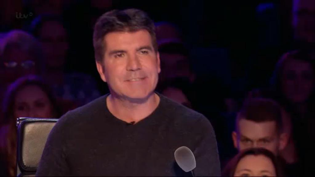 yahtroc's tweet photo. Finalement Gilbert Gress, c'est le Simon Cowell de #RTStalent #BGT #dgst #SRF vs #ITV http://t.co/JqYtrAO5Yc