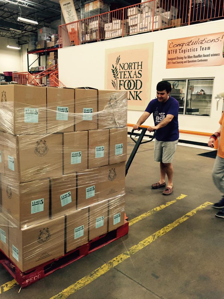 cabdallas's tweet image. @DFWDukes fastest food wranglers in the west #JMUBigEvent @ntfb #doneearlynothingelsetodo