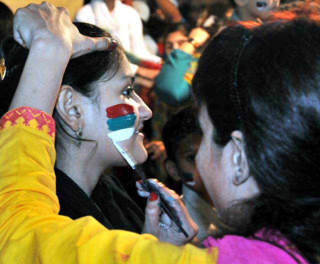 mammarqazi's tweet photo. #NA246BelongsToMQM, #TeraKyaHogaPTI
#AltafRisesForPeace http://t.co/YvTocNCarQ"