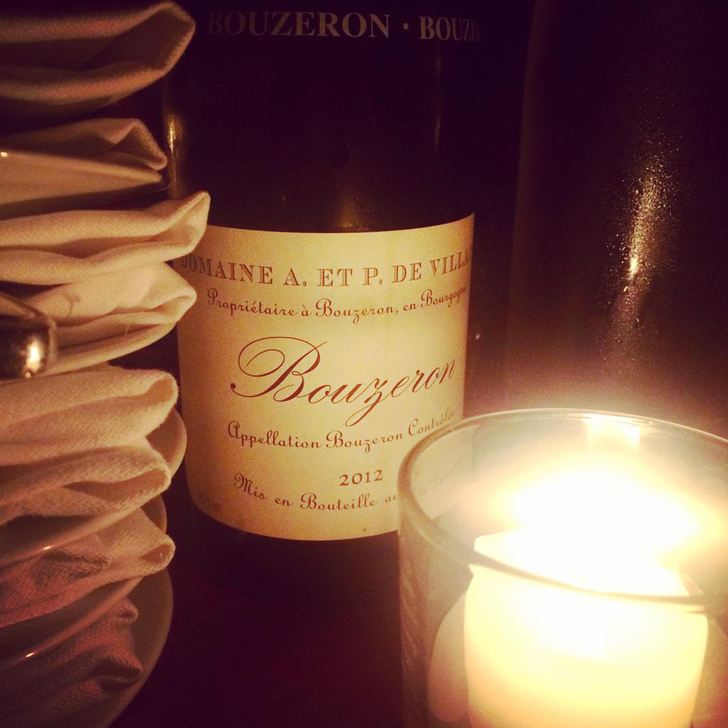 LaureneBig's tweet photo. Aligoté fraîcheur assurée! #labuvette #sopi #bouzeron #devillaine #bourgogne http://t.co/qsWmLNku27
