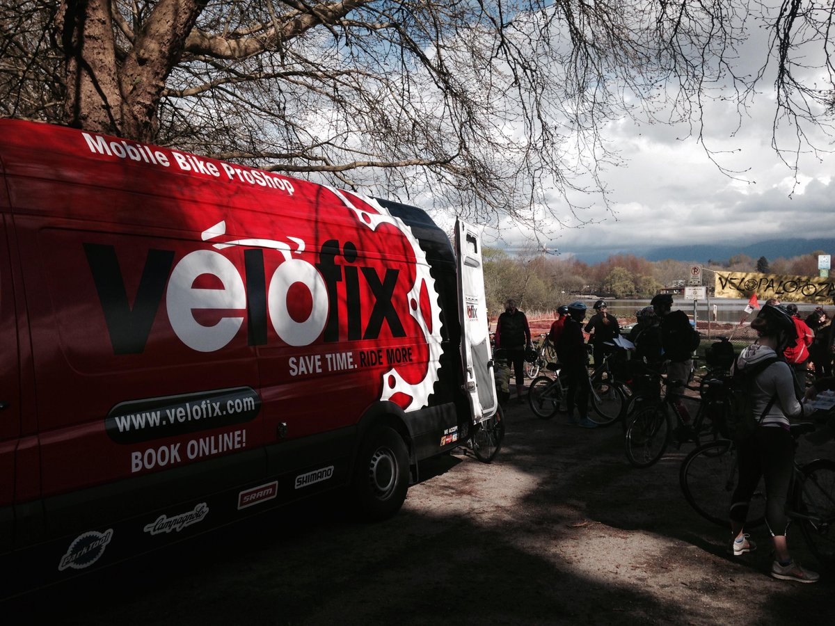 VelofixSea2Sky's tweet photo. Beauty morn for Bike the Blossoms launch from #TroutLake
#Velopalooza @thevelofix #cycling #biking #cherryblossoms http://t.co/Wiqy9viBAV