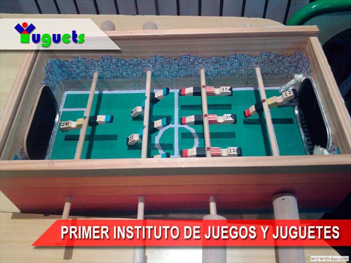 Yuguets's tweet photo. @SebaDeCaro #Carrerasquenosabíaqueexistian diseñador de juegos y juguetes http://t.co/w0rA3An0F6