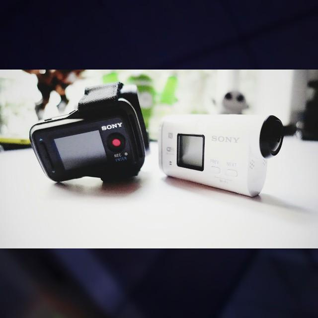 jevedel's tweet photo. Y hoy toca jugar con el regalo de #SonyPeru luego del #OpenHouse : un kit de Action Cam, a… http://t.co/XscAFF0LA3 http://t.co/AGVfMV6Zao