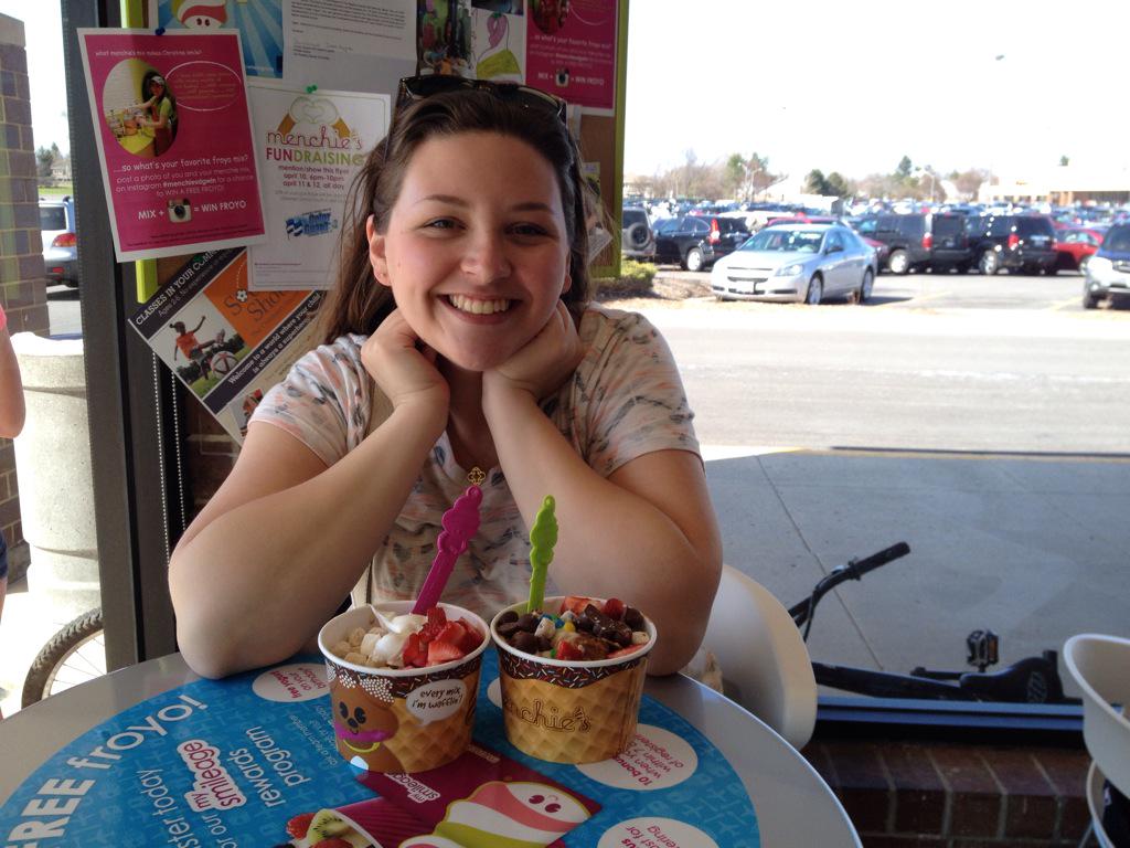 Dgncolorguard's tweet photo. Thanks @dgsguards for awesome reason to get a treat on this beautiful day! http://t.co/HXjvnM03rs