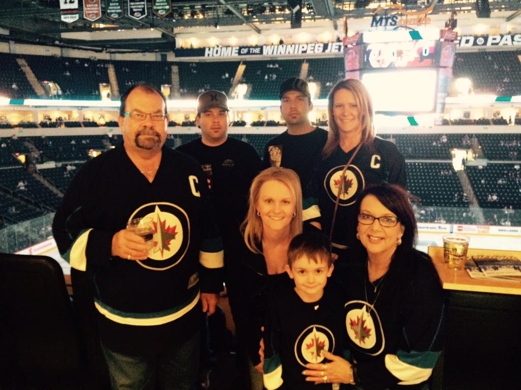 Scocks14's tweet photo. #GOJETSGO @Ksandy20 @colesce @TanisKozmech @bowsht @pensan01 http://t.co/EzL3FSToAz