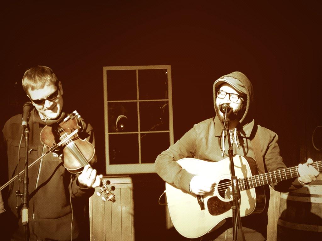 Cold Chocolate <a href="/CiscoBrewers/">Cisco Brewers</a> #Nantucket for many a birthday celebration :) #boston #bluegrass @ColdChocolateBG