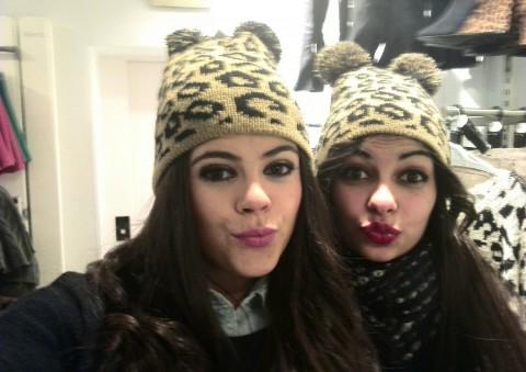 asun_ojeda's tweet photo. Mi morena guapaaa <3 @MariiaEspejo http://t.co/nSRwkrE99D