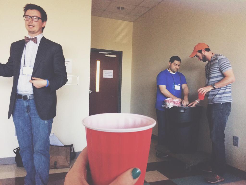 2theTopDesign's tweet photo. Beer + #seo = #CCN15  @ashleykohorst: KEG of @YazooBrew! @JeremyRiveraSEO  http://t.co/1h8r8qgD75