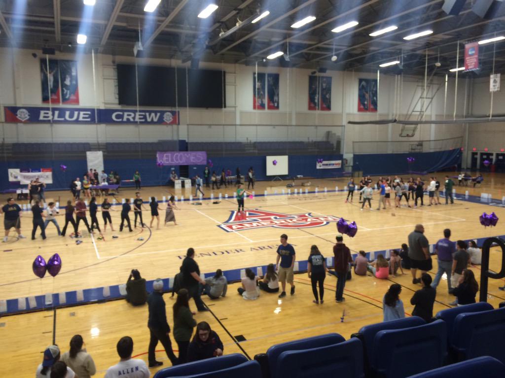 AmericanRelay's tweet photo. Tug of war taking place!! #AmericanRelay http://t.co/dzBi05sb3S