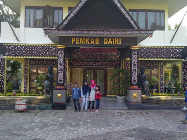 YuliaPSH's tweet photo. Pekan Raya Sumatra Utara🙌😊❤ http://t.co/B3R1jjvu0S