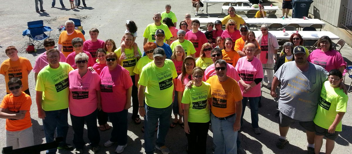 Mcknight4Mayor's tweet photo. HUGE thanks to my volunteers. The rally  wouldn't have happened without you! #mcknight4mayor http://t.co/lRuuF9wdHY
