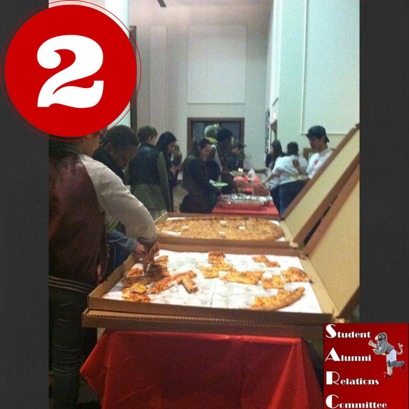 ClarkSARC's tweet image. Countdown to Traditions Week Day 2!
Food? Great Food? YES! Mini Late-Night is Coming!
#ClarkTraditions