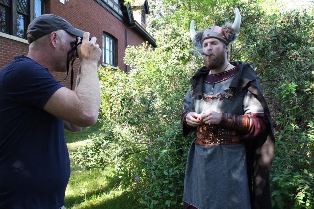 LostConquestDoc's tweet photo. Viking paparazzi? Ugh.
#LostConquest #Vikings #documentary #film http://t.co/hNFGs2DyXr