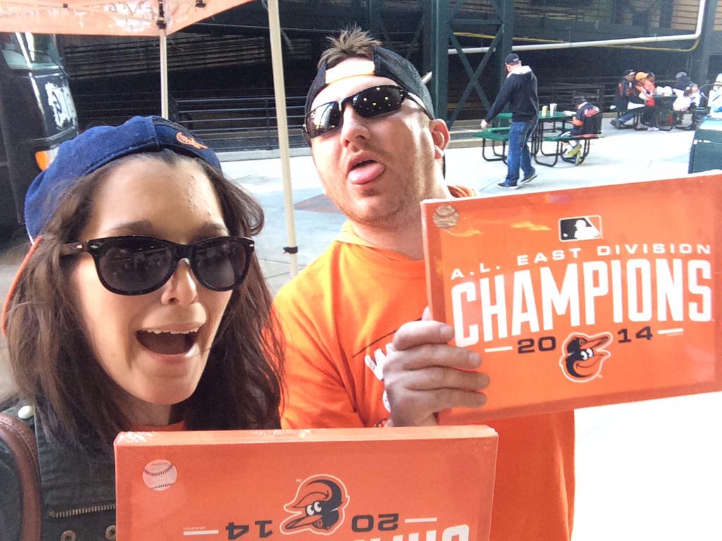_sippycup's tweet image. Champs! Going to get our first home win tonight. #birdland