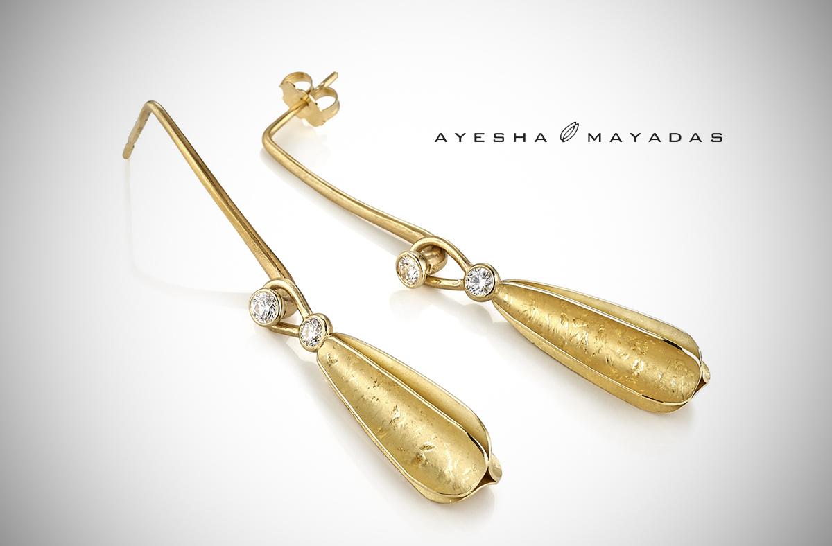 AyeshaStudio's tweet photo. Add some sparkle with these Dragonfly Driftwood earrings with Trifold interchangeable attachment.
#fashion #earrings http://t.co/qvSUsbtbVw