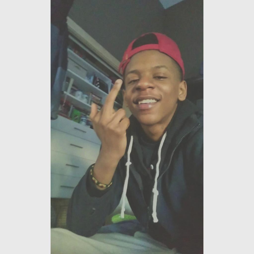 JET_LIF33's tweet photo. I'm back bitch  http://t.co/5l5LKDxMAr