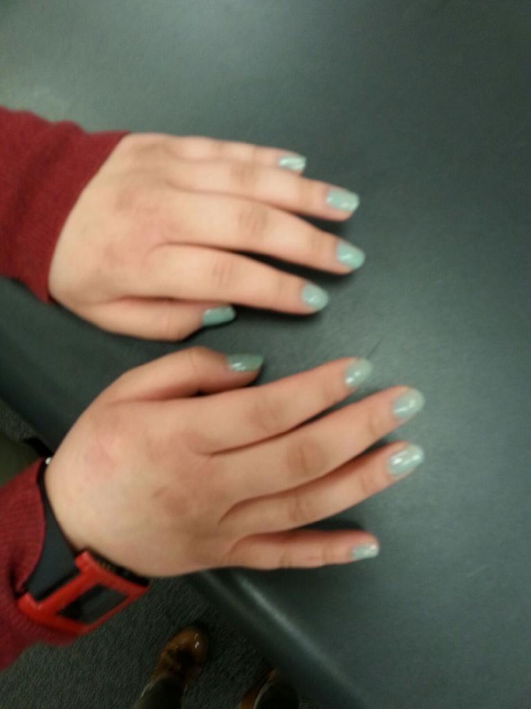 Hour two, manicure by GSA Francis #bluenails