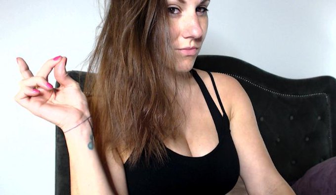 Let&rsquo;s see if my new little admirer &ldquo;John&rdquo; is paying attention. Snap Snap John. http://t.co/pVlKfytXg<a href="/tag/glovefetish"class="tags"><span>#glovefetish</span></a>