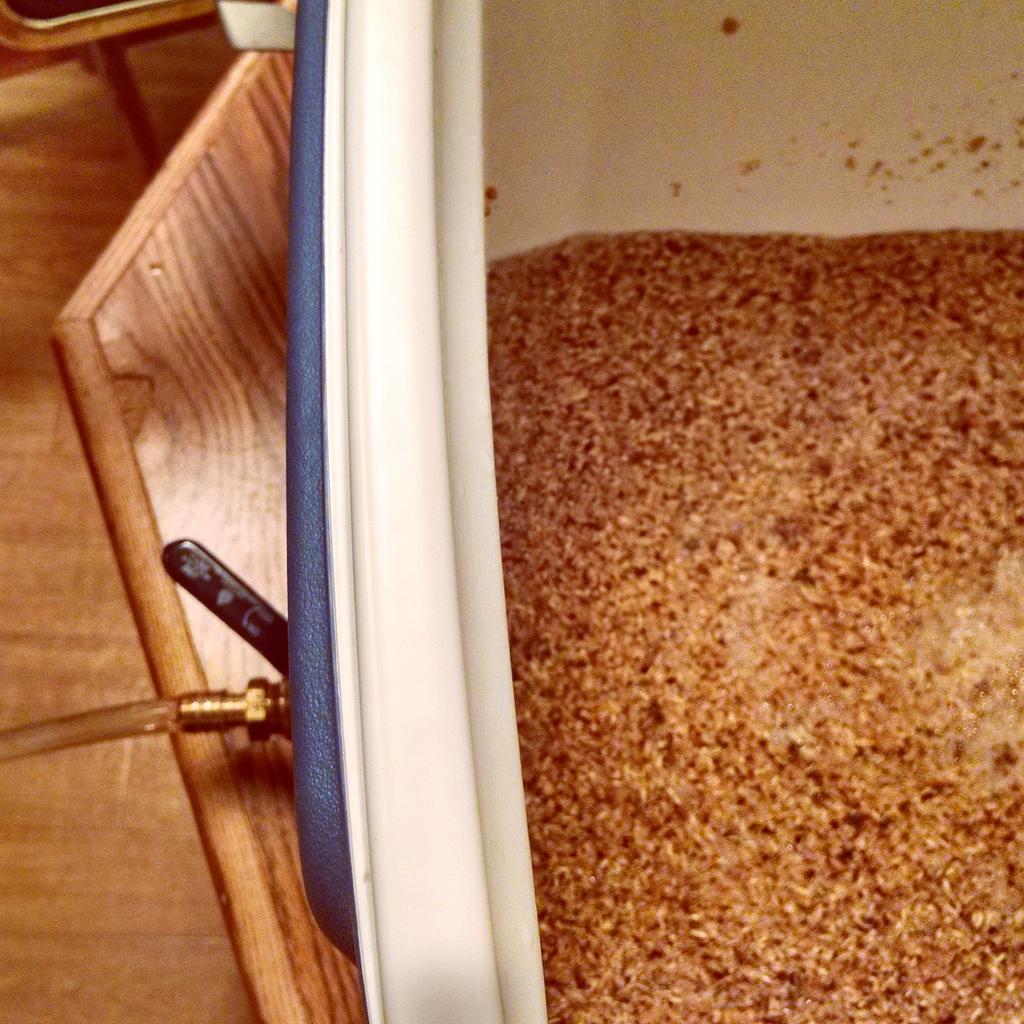 evilbrewers's tweet photo. Brewing a #saison today, splitting it up into two 3 gal carboys to experiment with different yeasts #evilbrewers http://t.co/F3cIAAtvlo