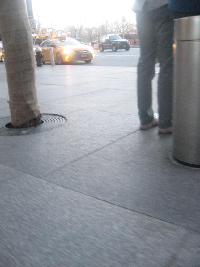 Digitallouis's tweet photo. Taxi http://t.co/Ov2jlYtHwh