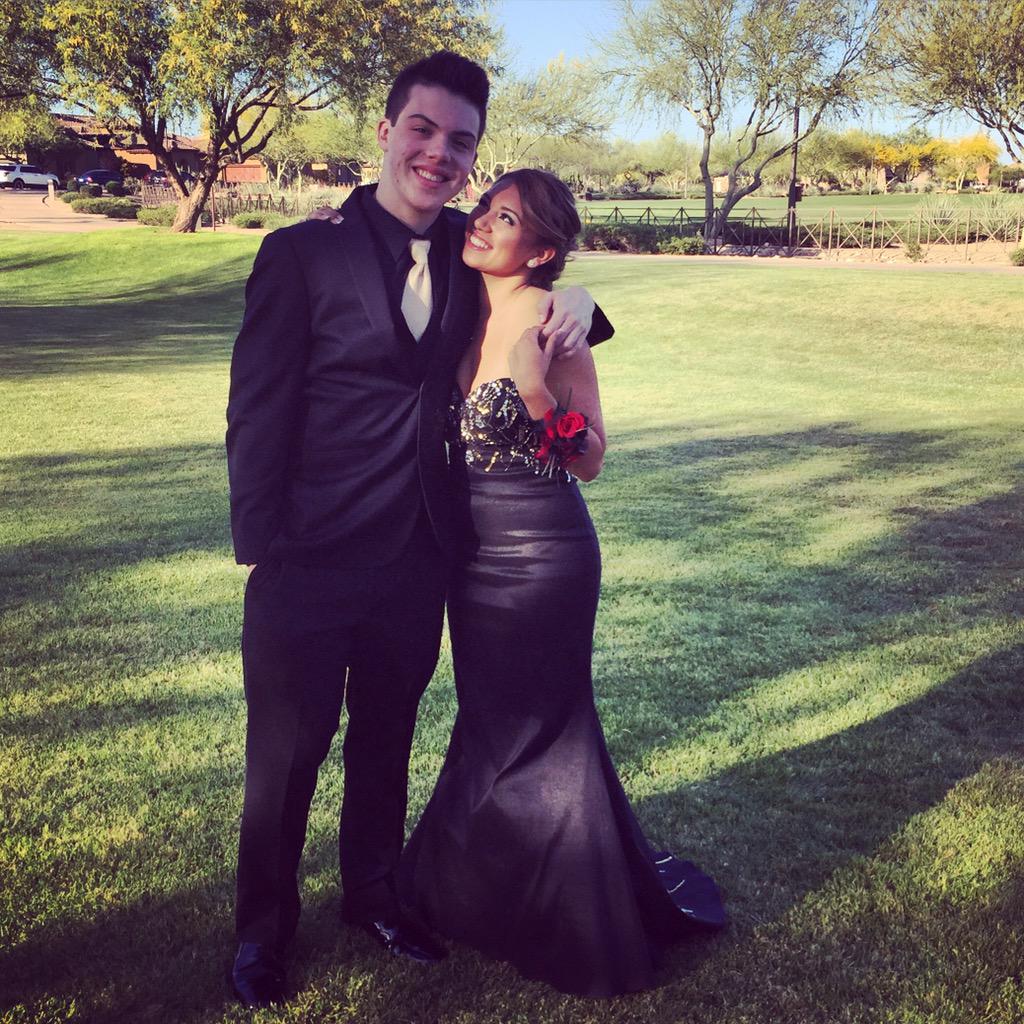 FaZeAdapt's tweet image. Prom 2015 (instagram.com/p/1Ww_8vktyK/)