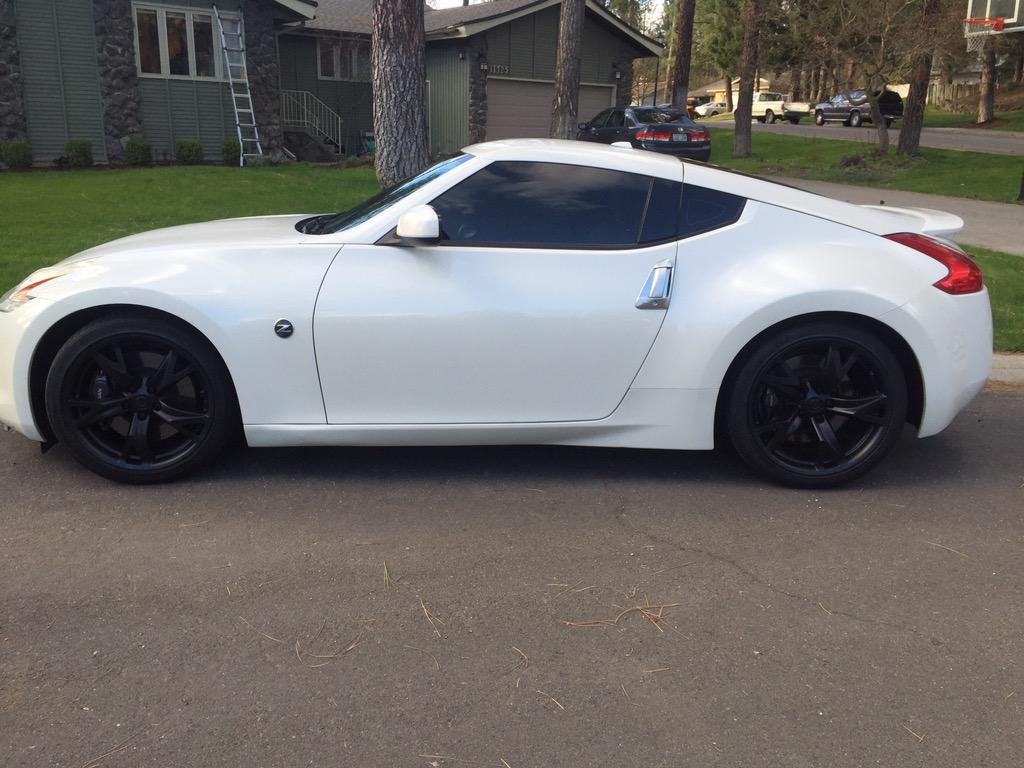 VitalSyntax's tweet image. $50 and 4 hours later, dipped my wheels and emblems