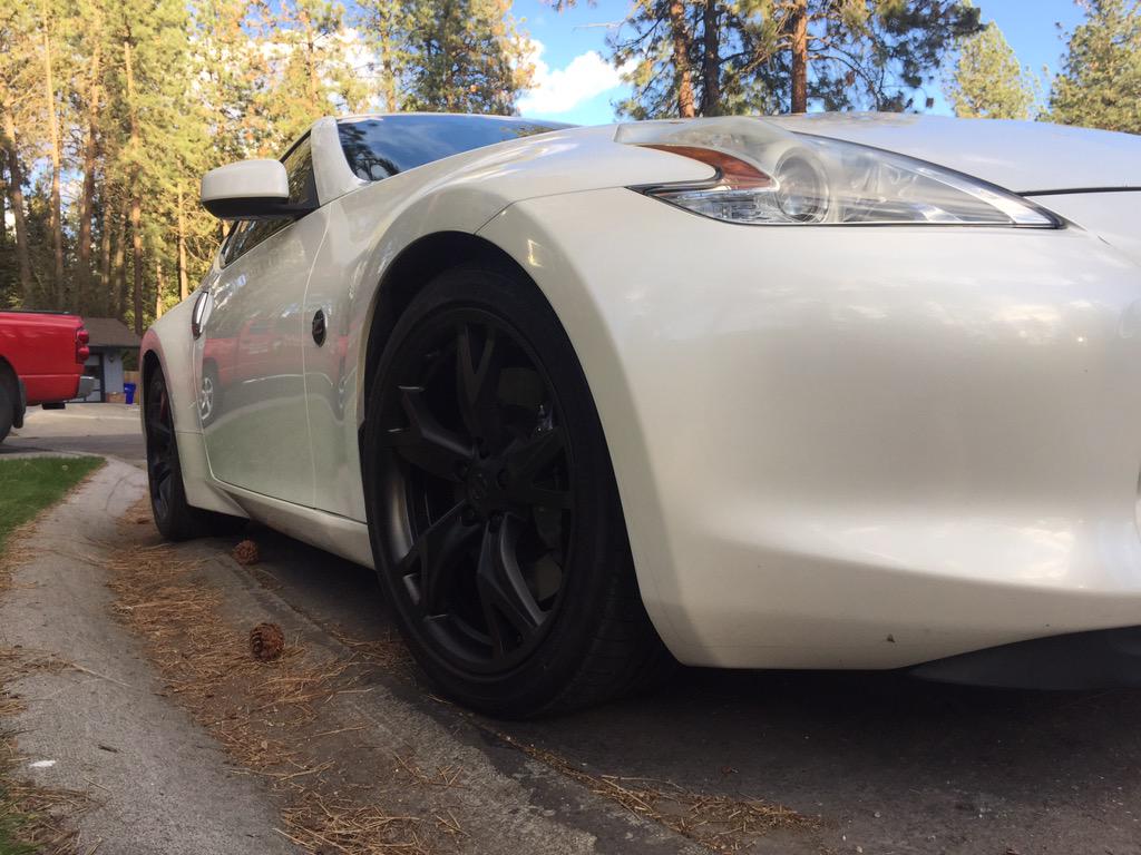VitalSyntax's tweet image. $50 and 4 hours later, dipped my wheels and emblems