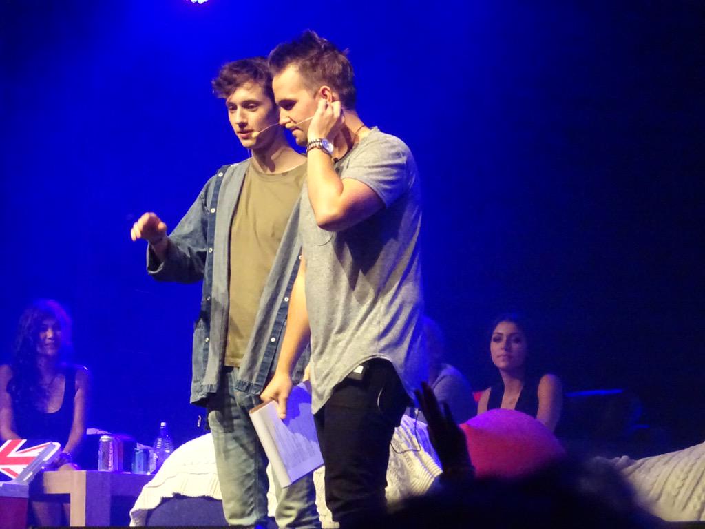 justbellalee's tweet photo. @troyesivan http://t.co/e1l9n4MB4b