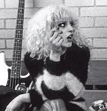 CModistar's tweet image. No sabes la diferencia entre collareta y tapa costura? Sos diseñadora no modista #comunidadmodistar